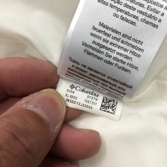 Columbia Omni Shield Advanced Repellency Breast Cancer Women M Puffer Vest White - Picture 9 of 9